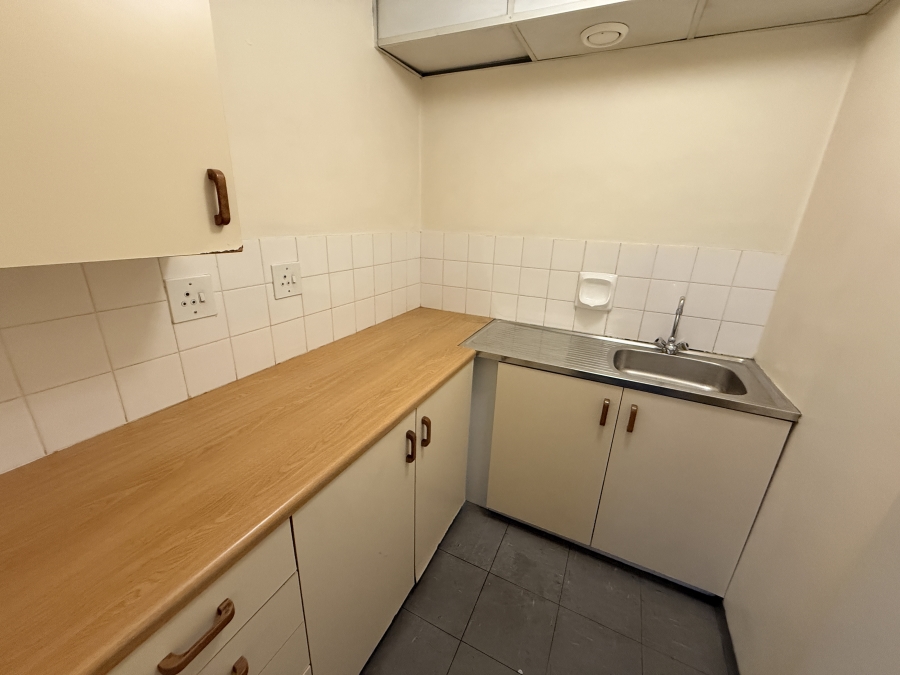 To Let commercial Property for Rent in Parow Industrial Western Cape